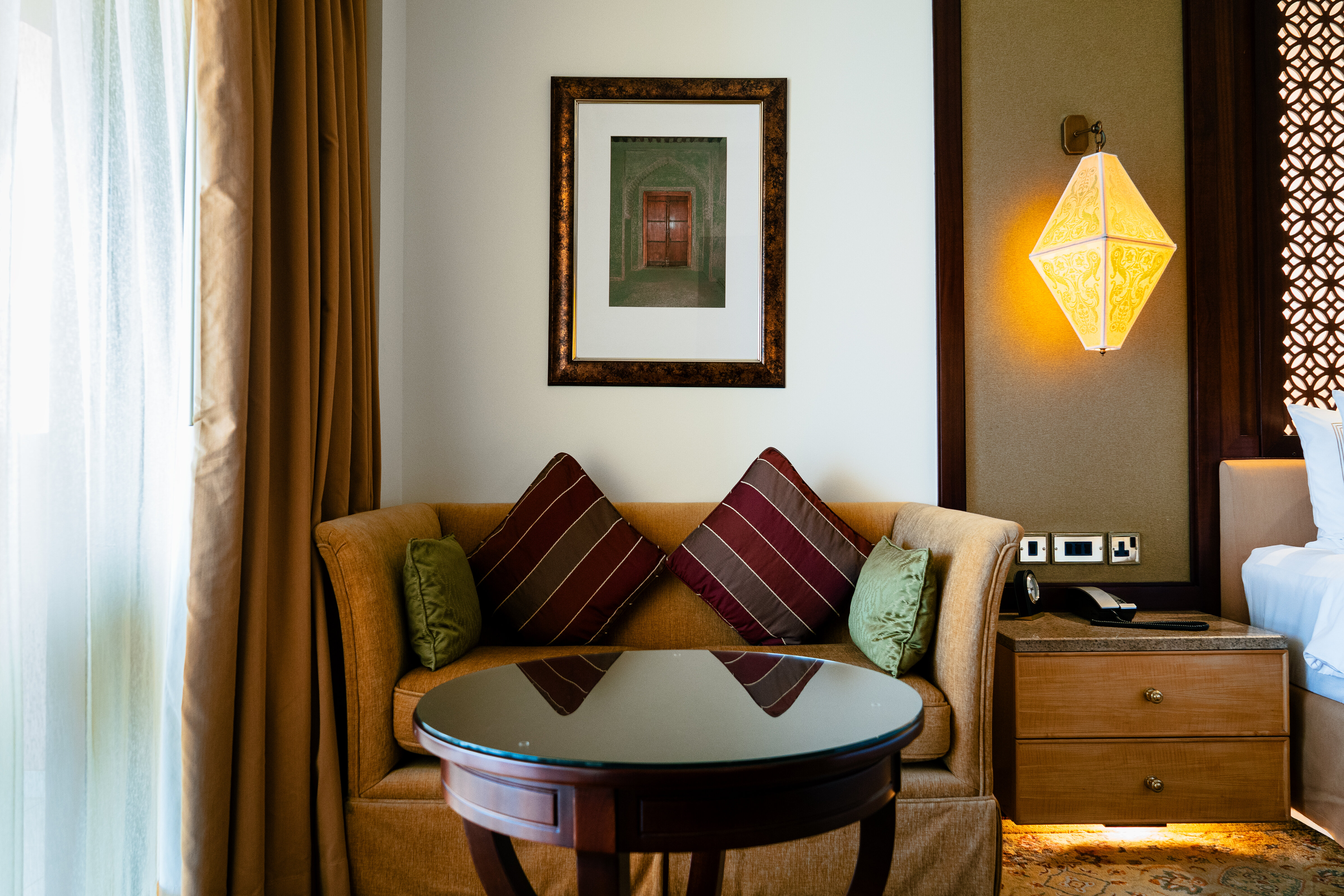 Hilton 12