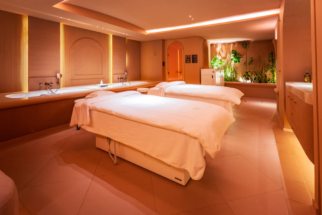 St. Regis 8