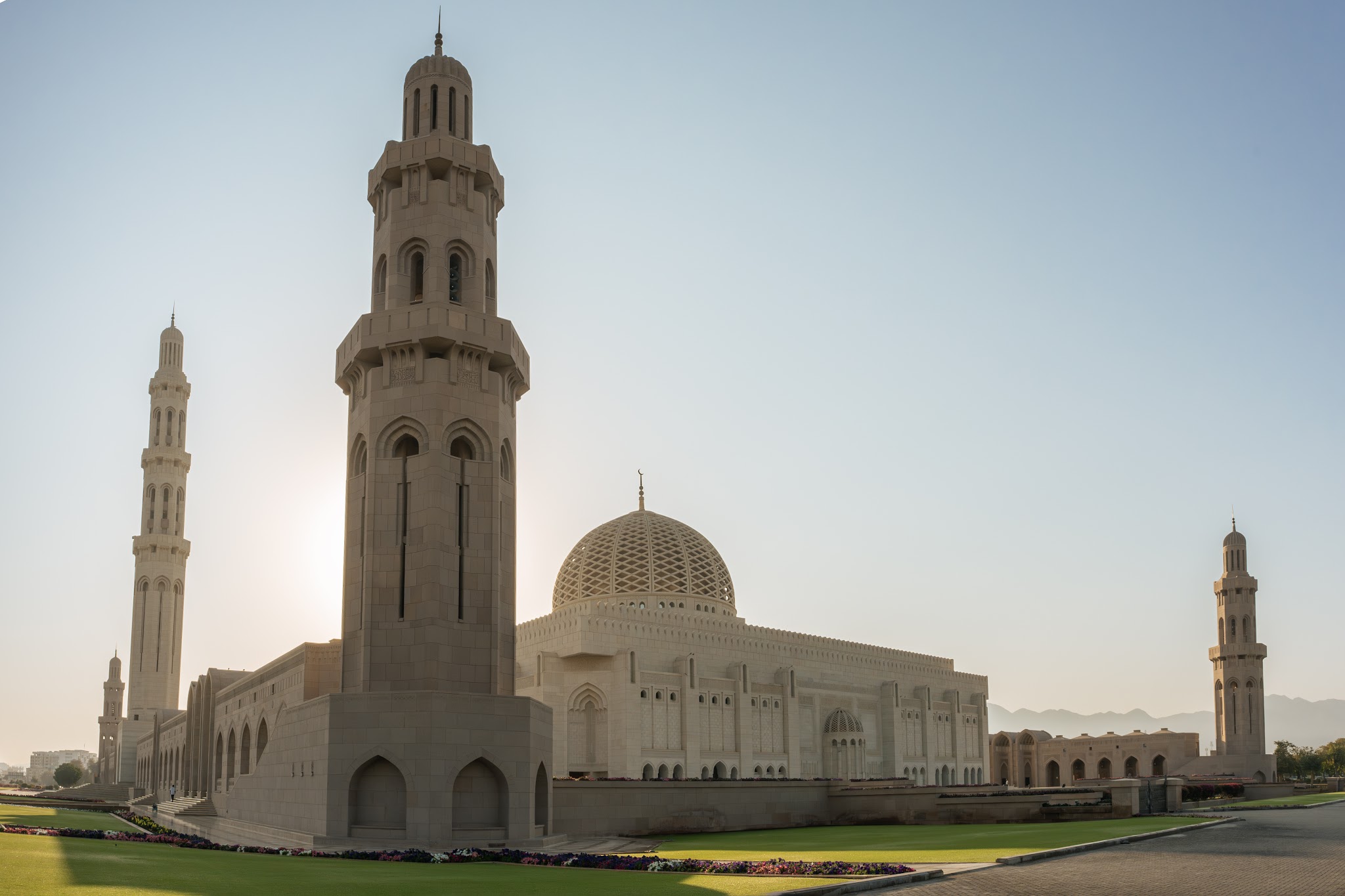 Sultan Qaboos Grand Mosque 12