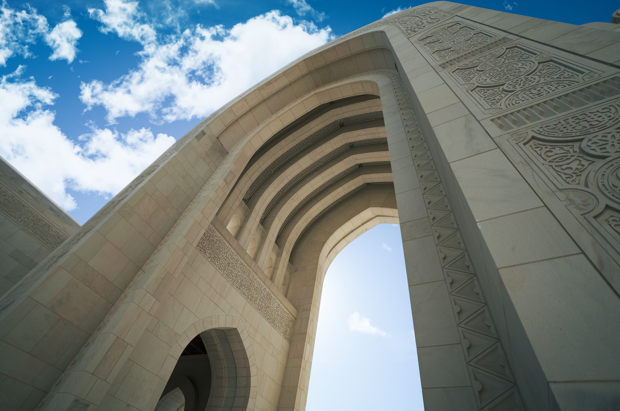 Sultan Qaboos Grand Mosque 8